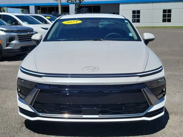 2025 Hyundai Sonata SEL - Photo 10