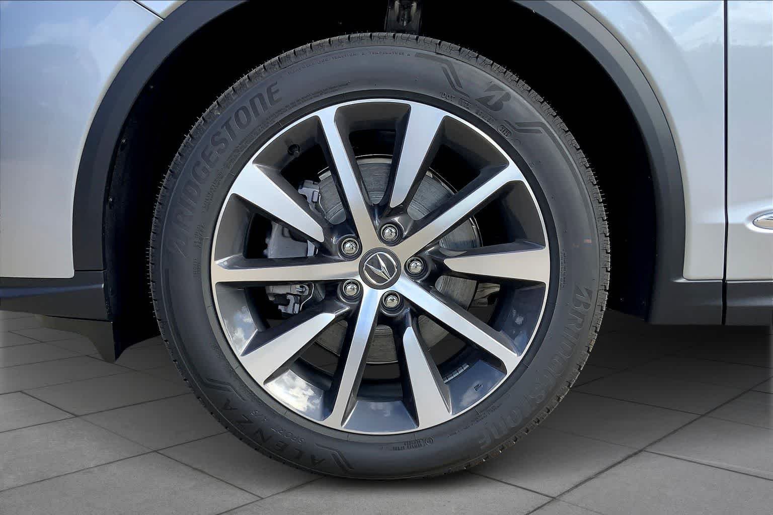 New 2026 Solar Silver Metallic Acura w/Technology Package image 12