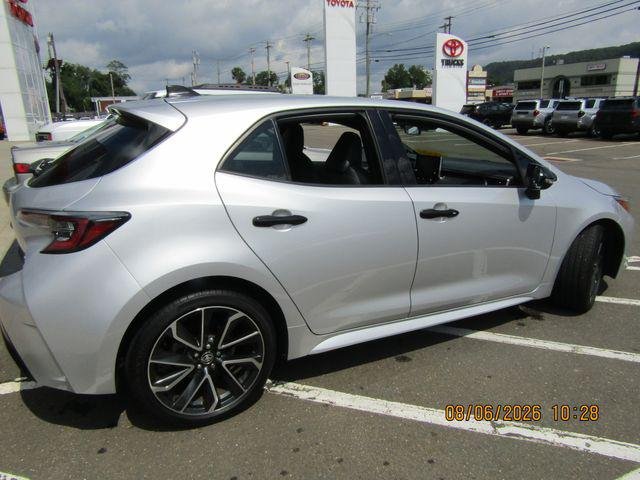 Certified Used 2020 CLASSIC SILVER MET Toyota  image 6
