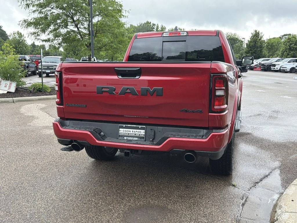 New 2026 Molten Red Pearl-Coat Exterior Paint Ram Laramie image 8