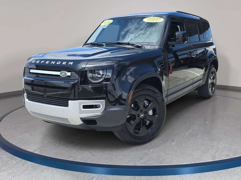 2024 Land Rover Defender 110 S P400's photo