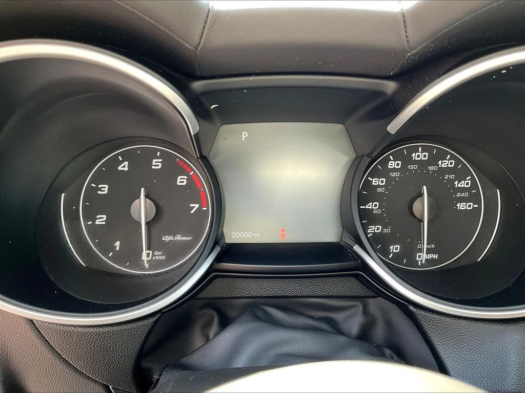 Used 2023 Gray Metallic Alfa Romeo Ti image 13