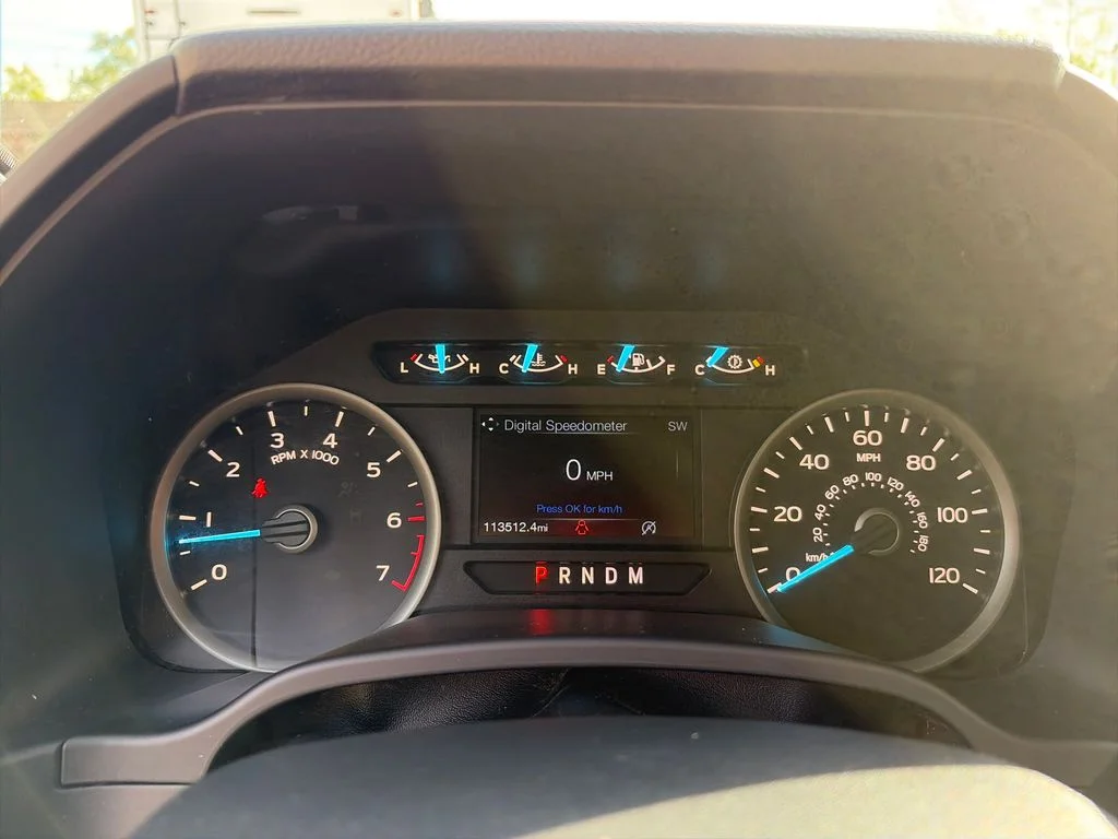Used 2018 Blue Ford XLT image 39
