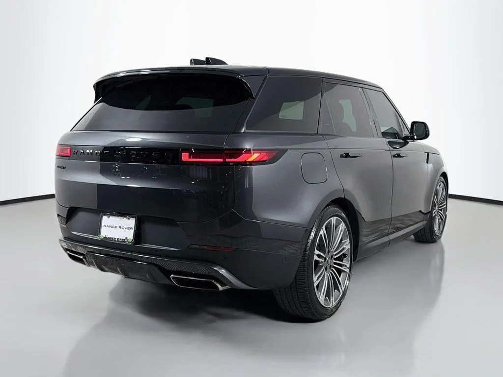 Certified Used 2024 Gray Land Rover SE image 5