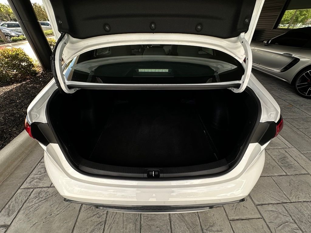 Used 2022 White Toyota SE image 25