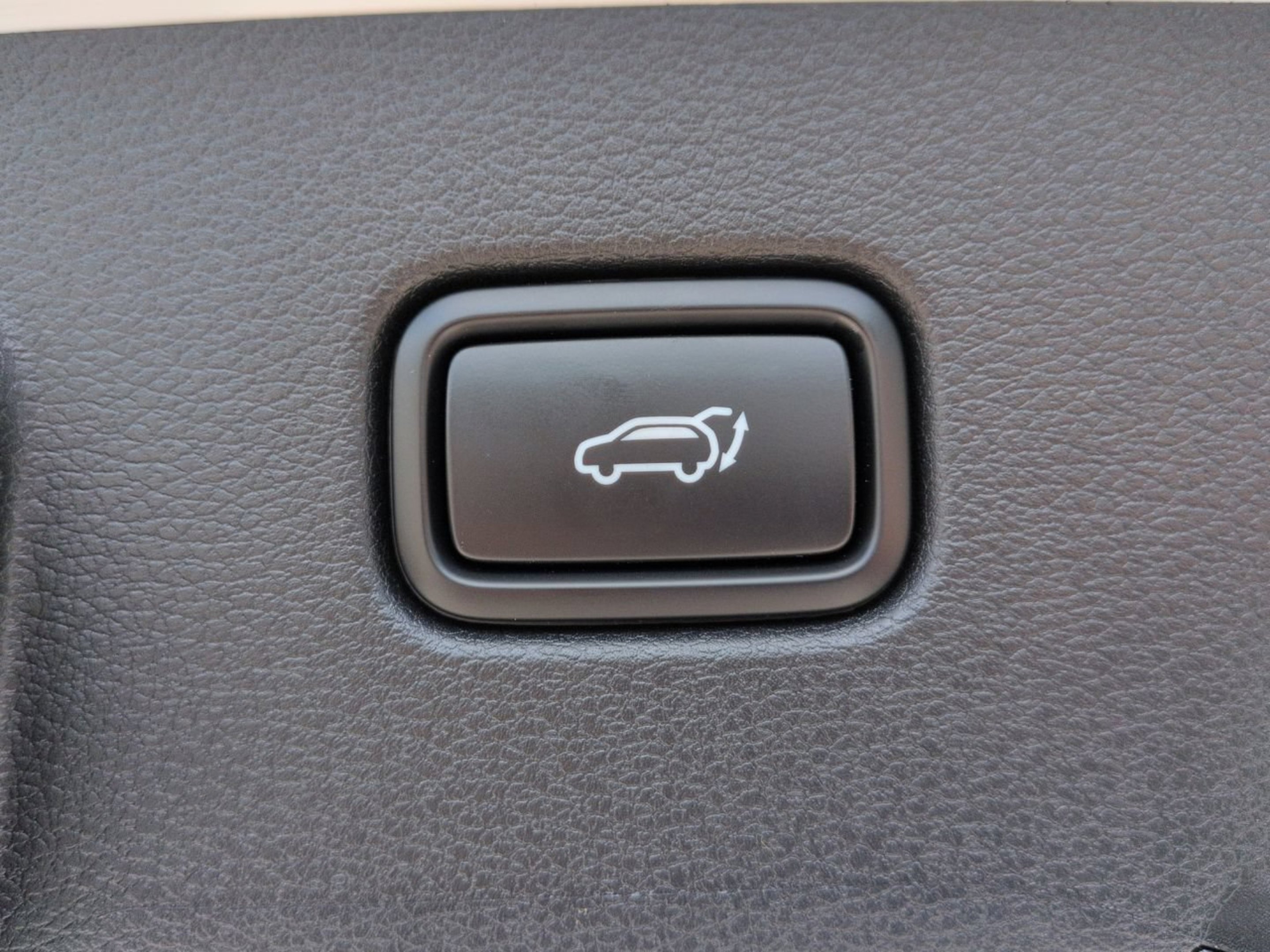 New 2026 Glacial White Kia EX image 17