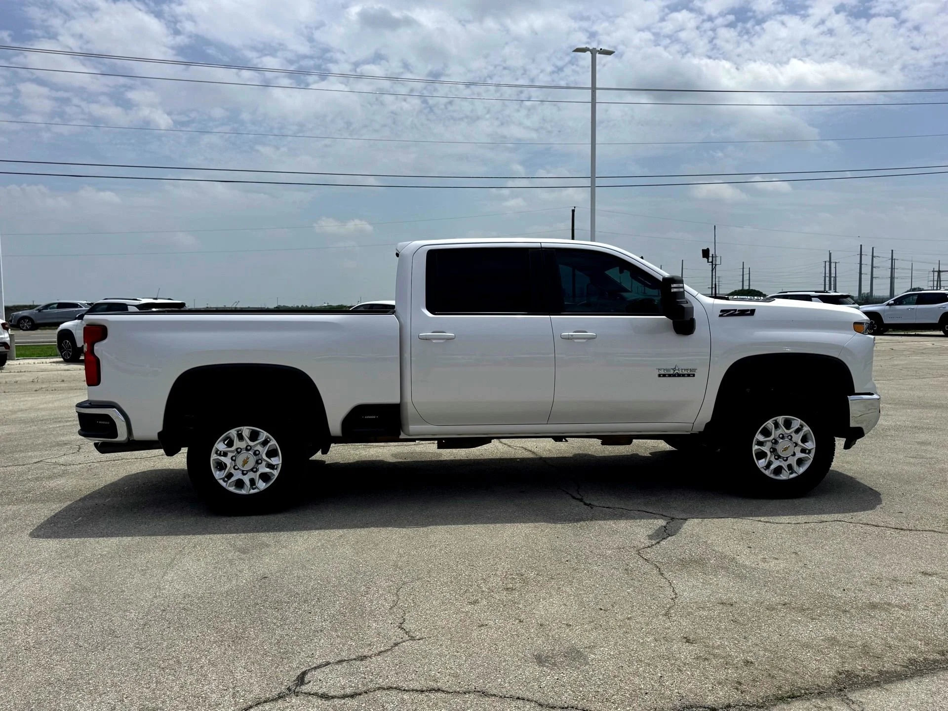 Used 2024 Iridescent Pearl Tricoat Chevrolet LT image 6