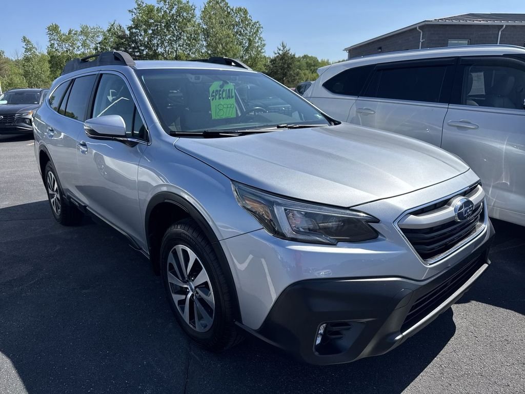 2020 Subaru Outback Premium's photo