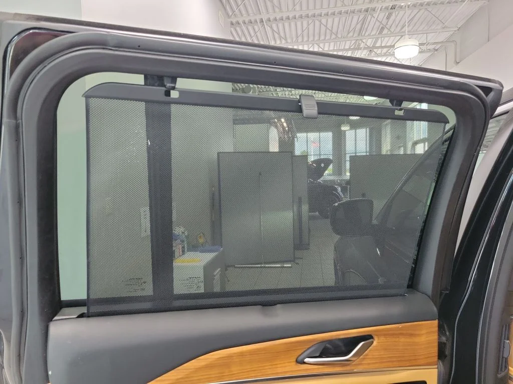 Used 2023 Black Jeep Summit Reserve image 28