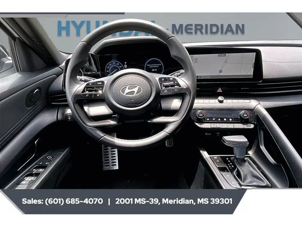 Used 2025 SERENITY WHITE Hyundai SEL Sport image 5