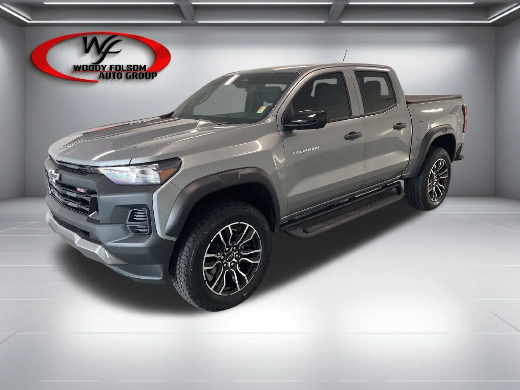 Used 2026 Gray Chevrolet Trail Boss image 3