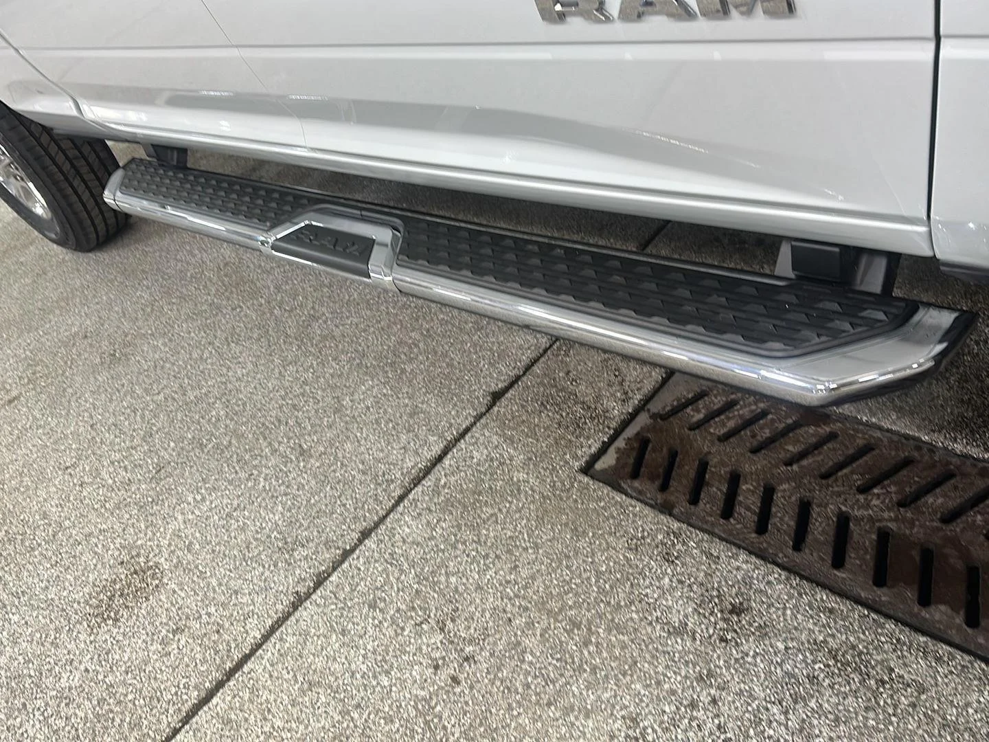 Certified Used 2024 Bright White Clearcoat Ram Big Horn image 14