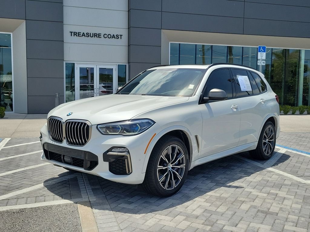2020 BMW X5 M50i's photo