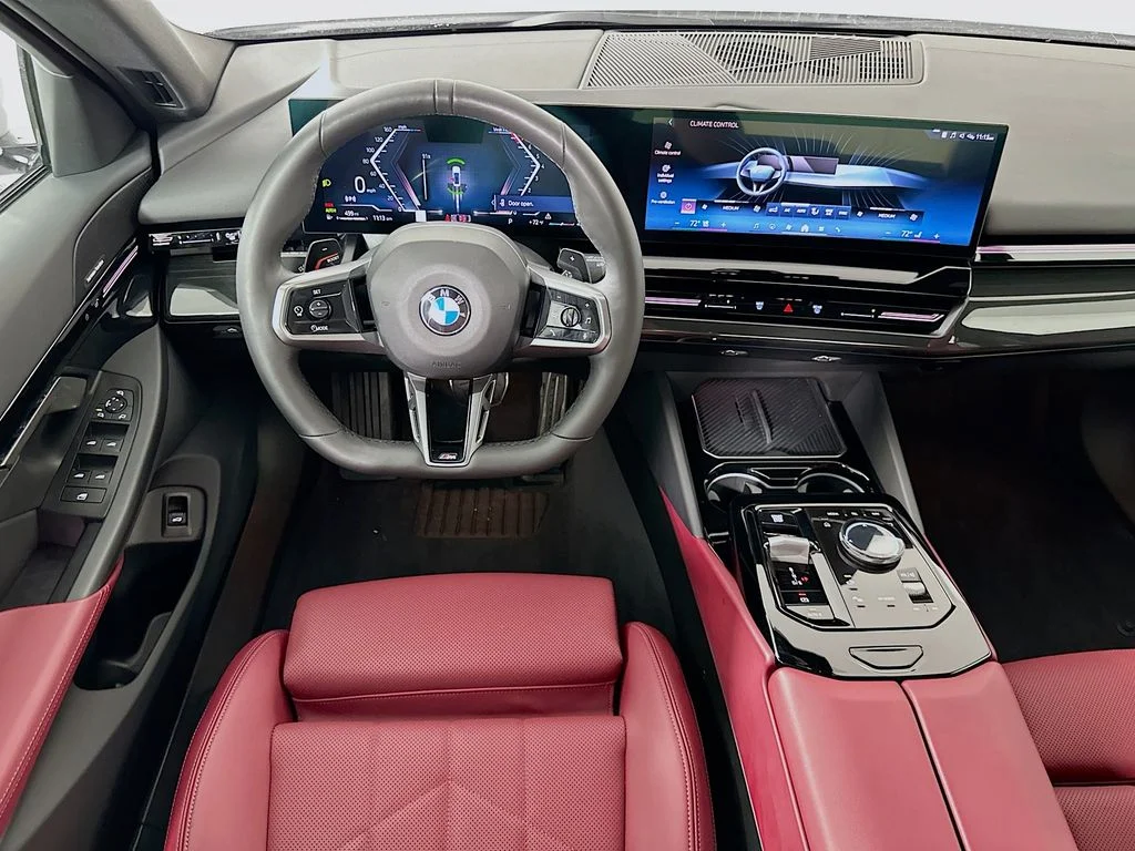2025 BMW 5 Series 530i - Photo 23