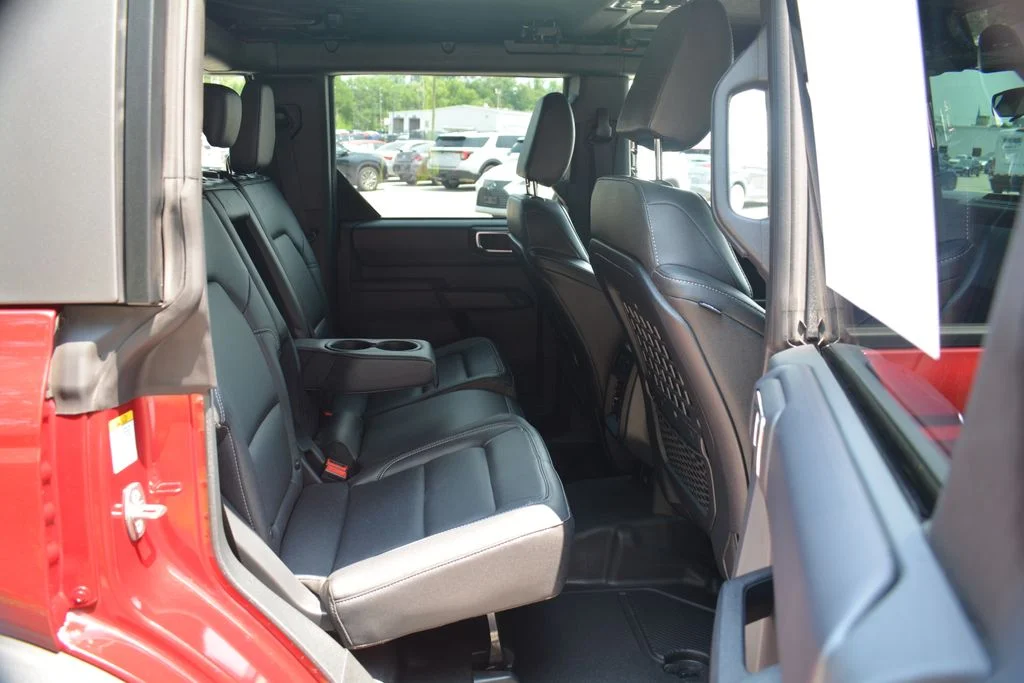 Used 2025 Red Ford Badlands image 23