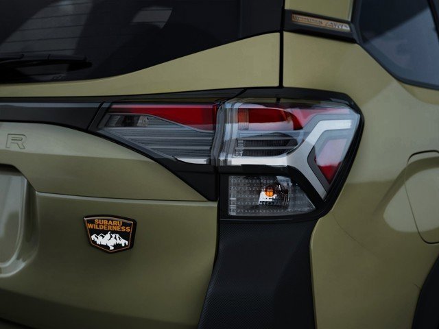 New 2026 AUTUMN GREEN METALLIC Subaru Wilderness image 13