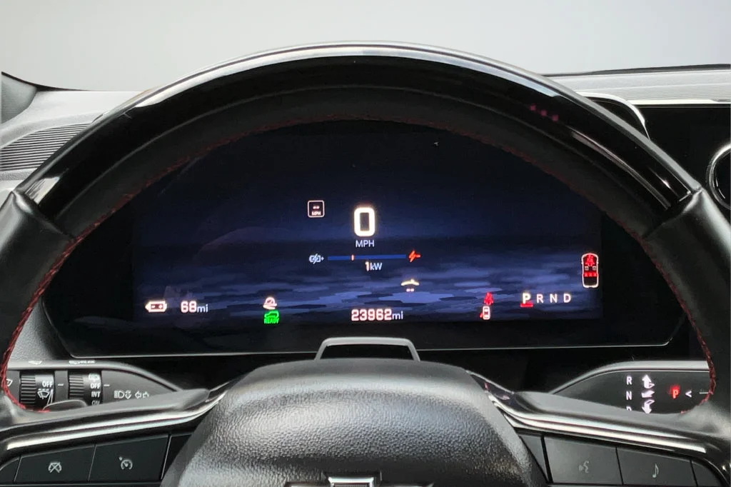 2024 Chevrolet Equinox EV Launch Edition - Photo 13