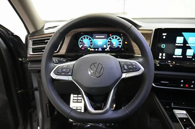New 2026 Silver Volkswagen 2.0T SEL Premium R-Line image 4