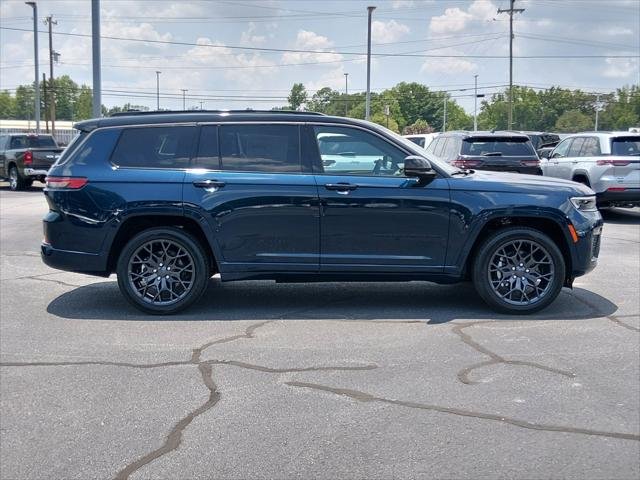 New 2026 Fathom Blue Pearl-Coat Exterior Paint Jeep Summit image 2
