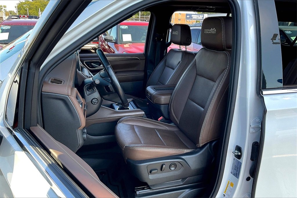 2022 CHEVROLET SUBURBAN - Image 23