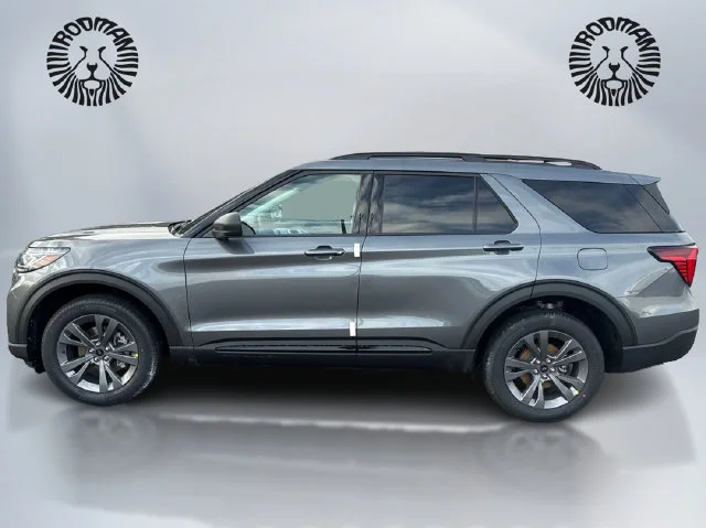 New 2026 Carbonized Gray Metallic Ford Active image 10