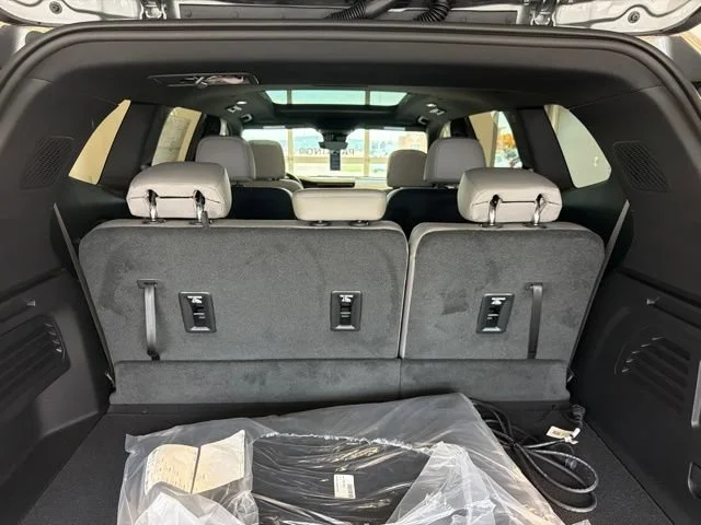 2026 GMC Acadia Elevation - Photo 31