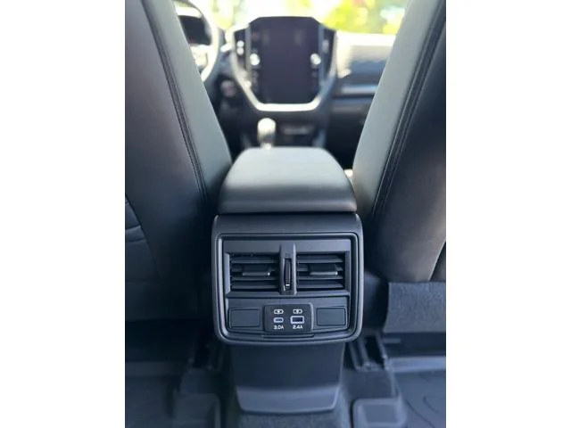 New 2026 AUTUMN GREEN METALLIC Subaru Premium image 27