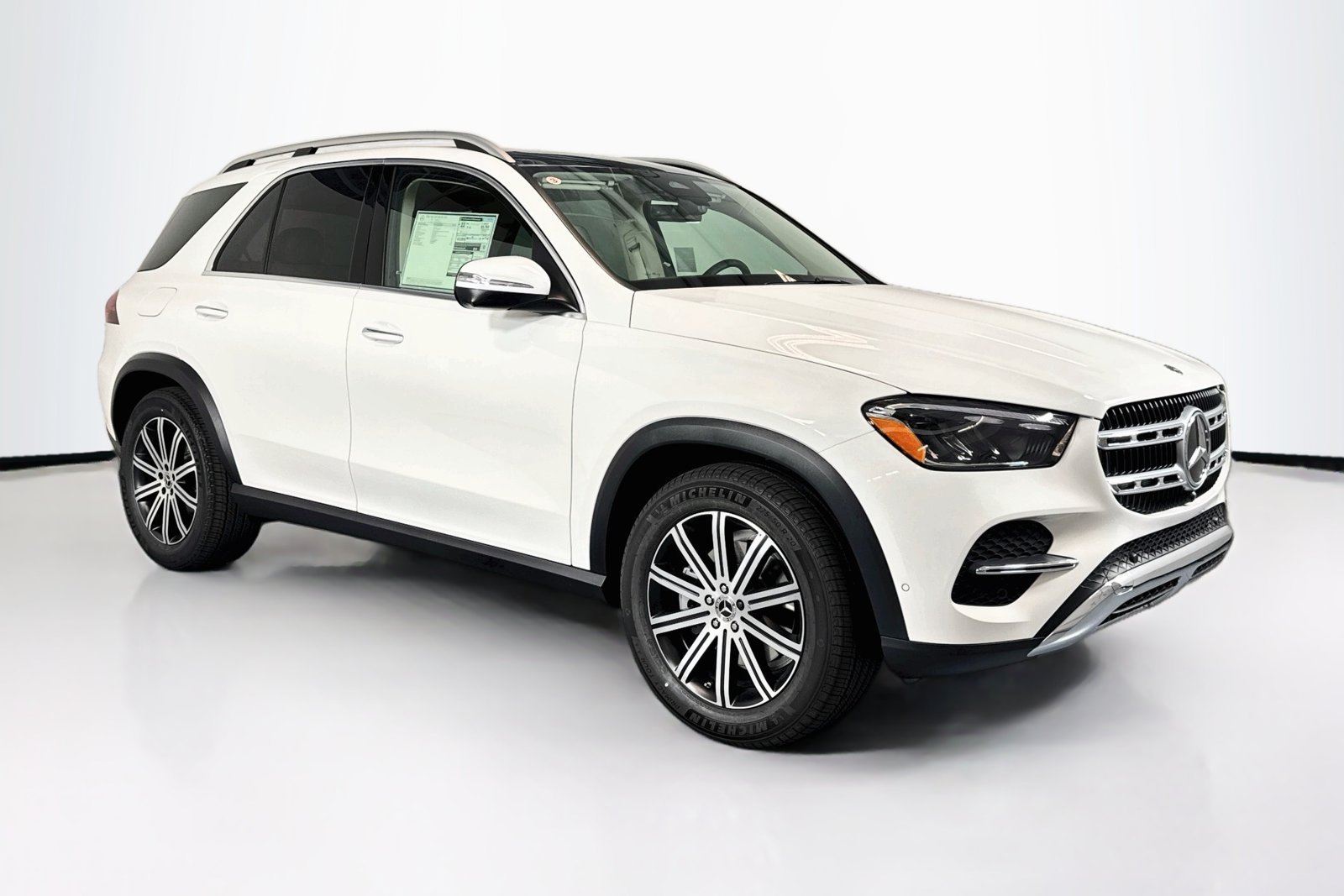 New 2026 Polar White Mercedes-Benz GLE 350 image 3