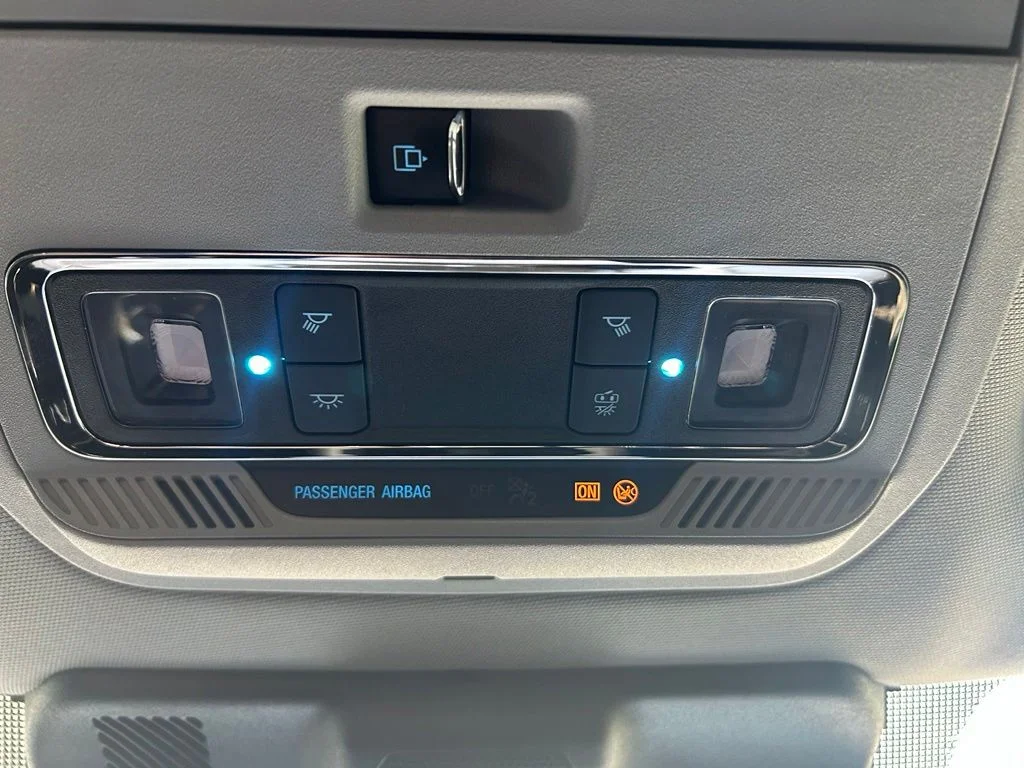 Used 2025 White Ford XL image 58