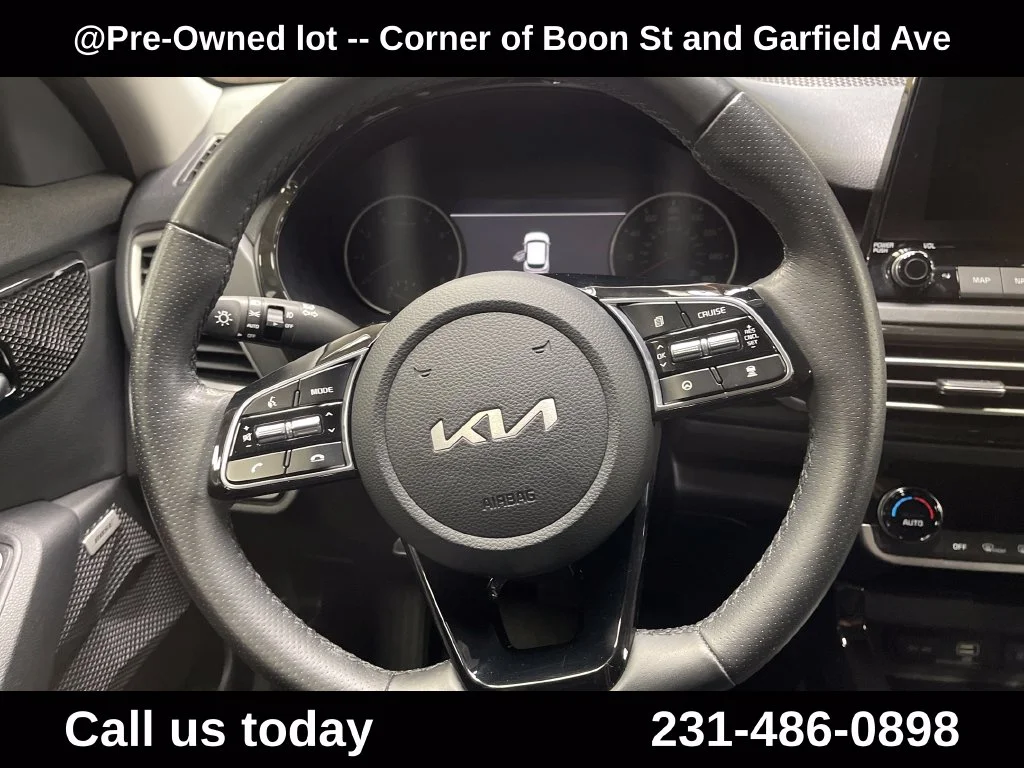Used 2023 Black Kia SX image 20
