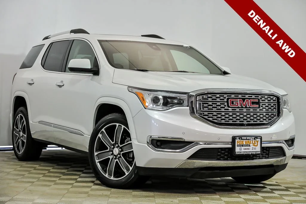 2018 GMC Acadia Denali AWD's photo