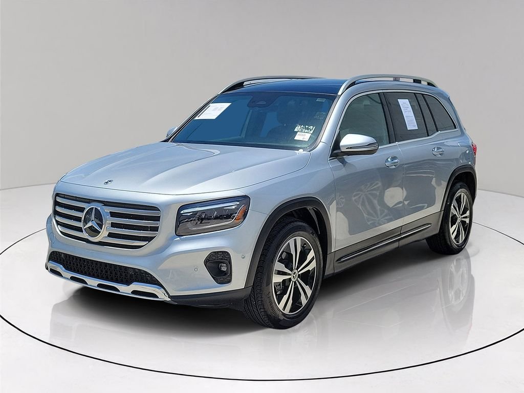 Certified Used 2026 Silver Mercedes-Benz GLB 250 image 3