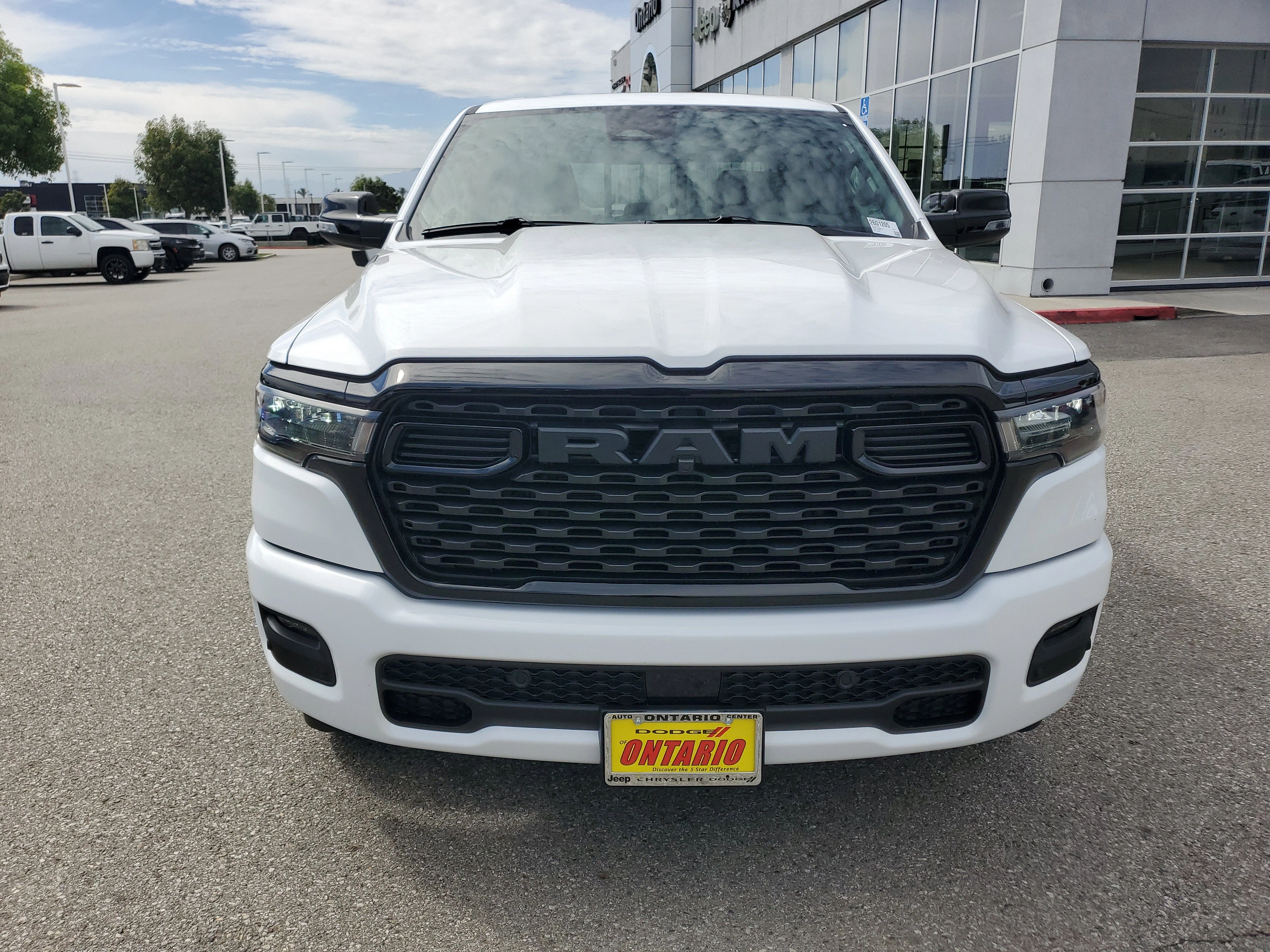 New 2026 Bright White Clear-Coat Exterior Paint RAM Big Horn/Lone Star image 9