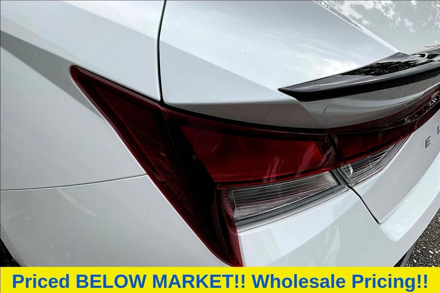 Used 2026 White Hyundai SEL Sport image 11