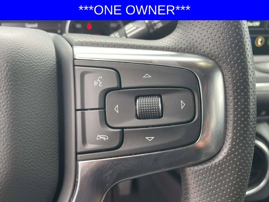 Used 2025 Habanero Orange Chevrolet 2LT image 18