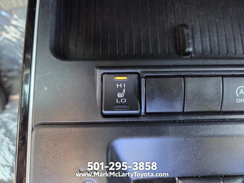 Used 2026 Blue TOYOTA XLE 2WD image 28