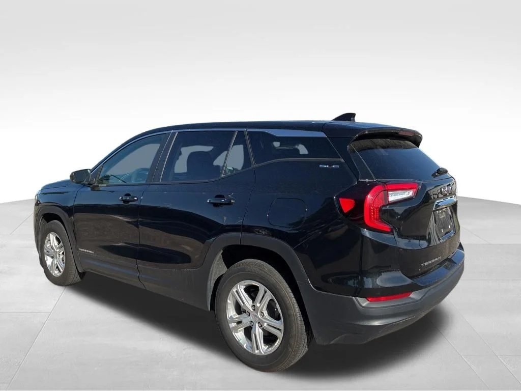 Used 2024 Black GMC SLE image 3