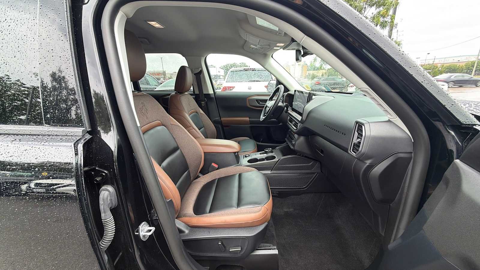 Used 2025 Shadow Black Ford Outer Banks image 20
