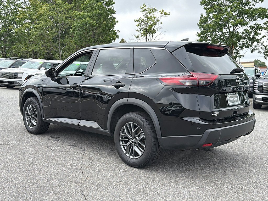 Used 2024 Super Black Nissan S image 5