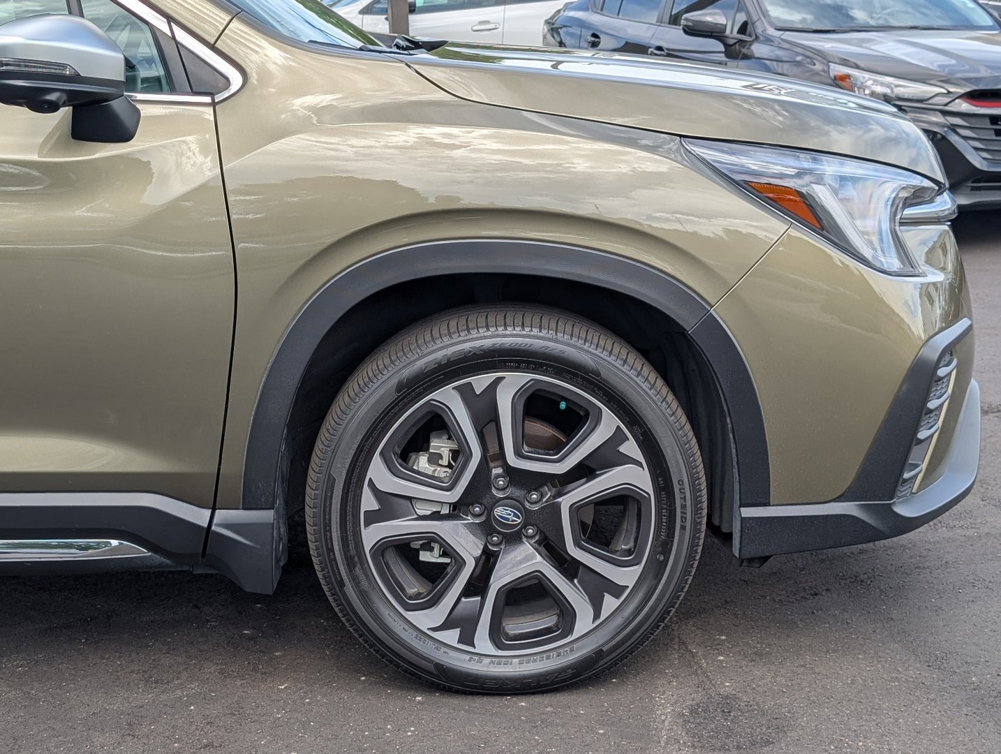 Used 2023 Autumn Green Metallic Subaru Touring image 8