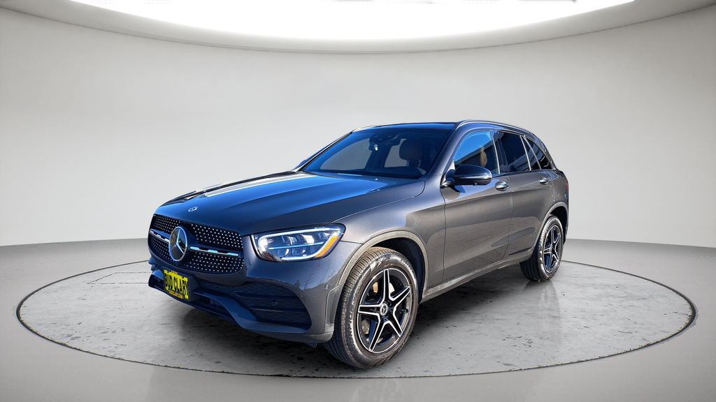 Used 2021  Mercedes-Benz GLC 300 image 1