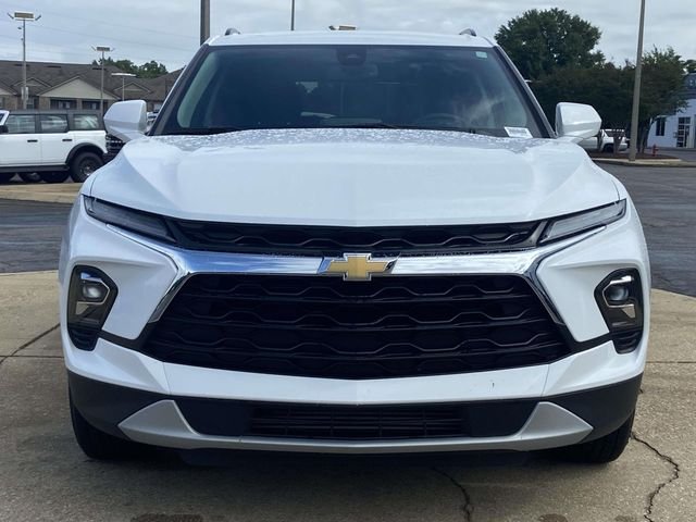 Used 2024 White Chevrolet LT image 6