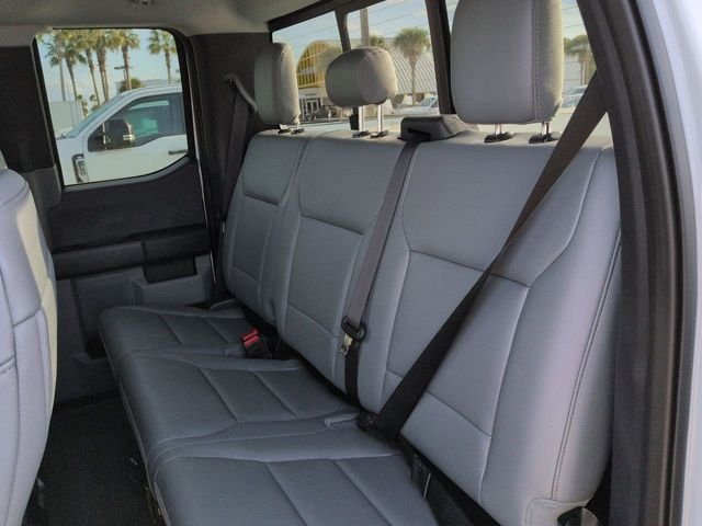 2025 Ford F-350 Super Duty Chassis Cab XL - Photo 13