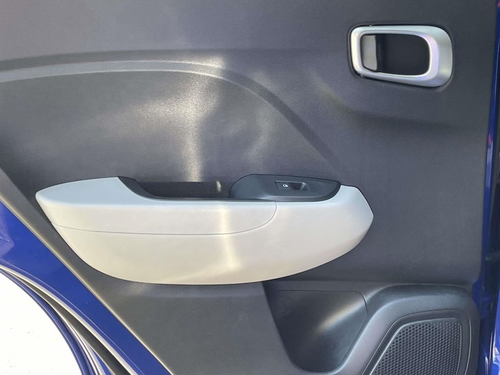 Certified Used 2023 Blue Hyundai SEL image 9