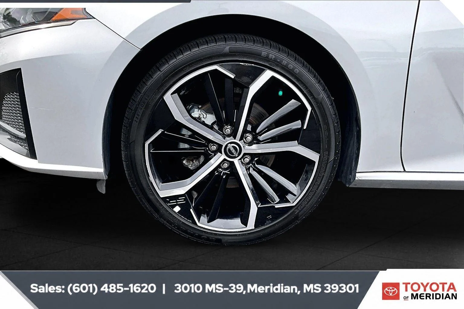 Used 2024 Brilliant Silver Metallic Nissan 2.5 SR image 7