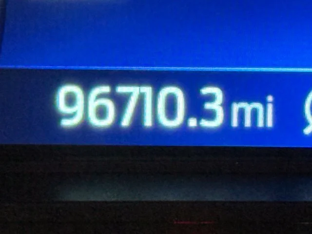 Used 2021 White Ford Limited image 21