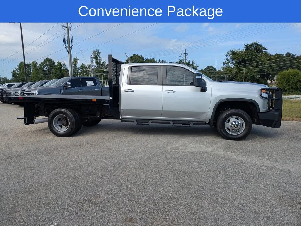 Used 2021 Silver Chevrolet LT image 3