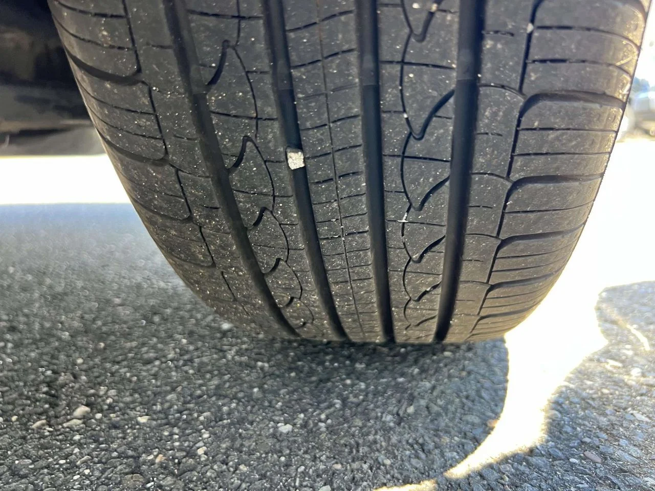 Used 2019 Deep Black Volkswagen 1.4T R-Line image 18
