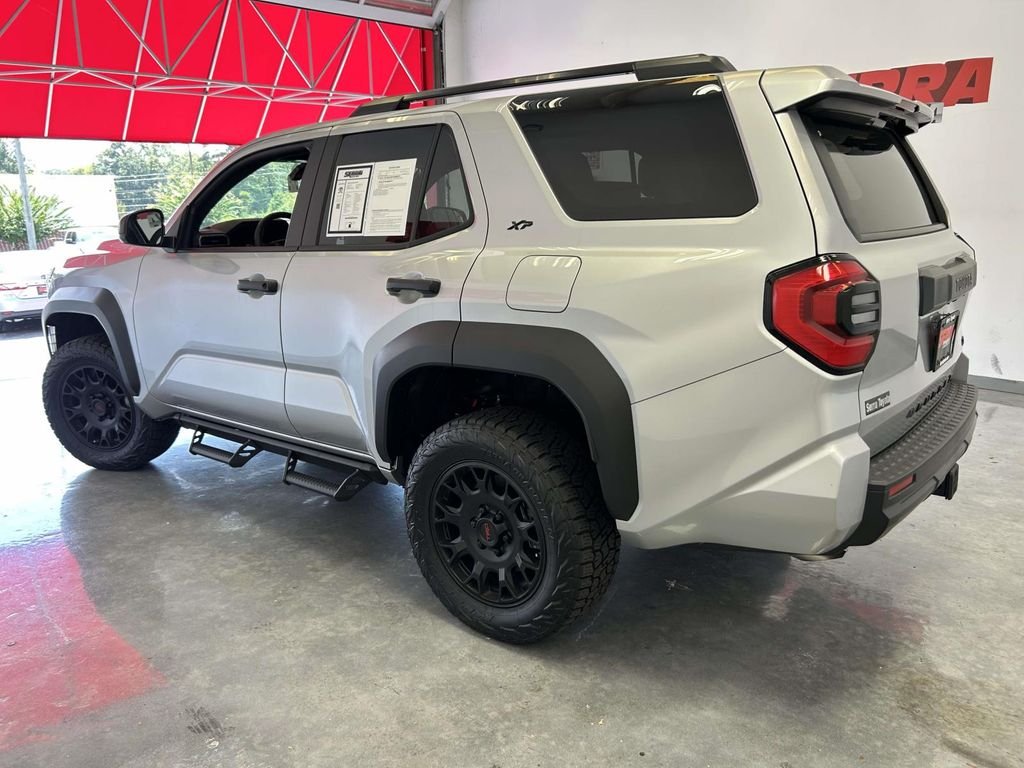 Used 2026  Toyota SR5 image 6