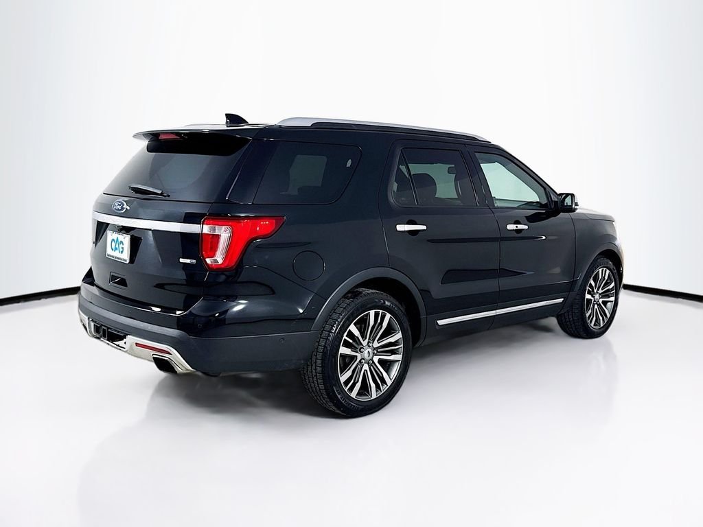 Used 2017 Shadow Black Ford Platinum image 7